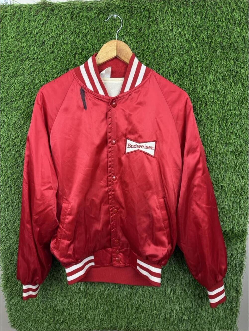 Vintage Budweiser satin bomber jacket 🍺
